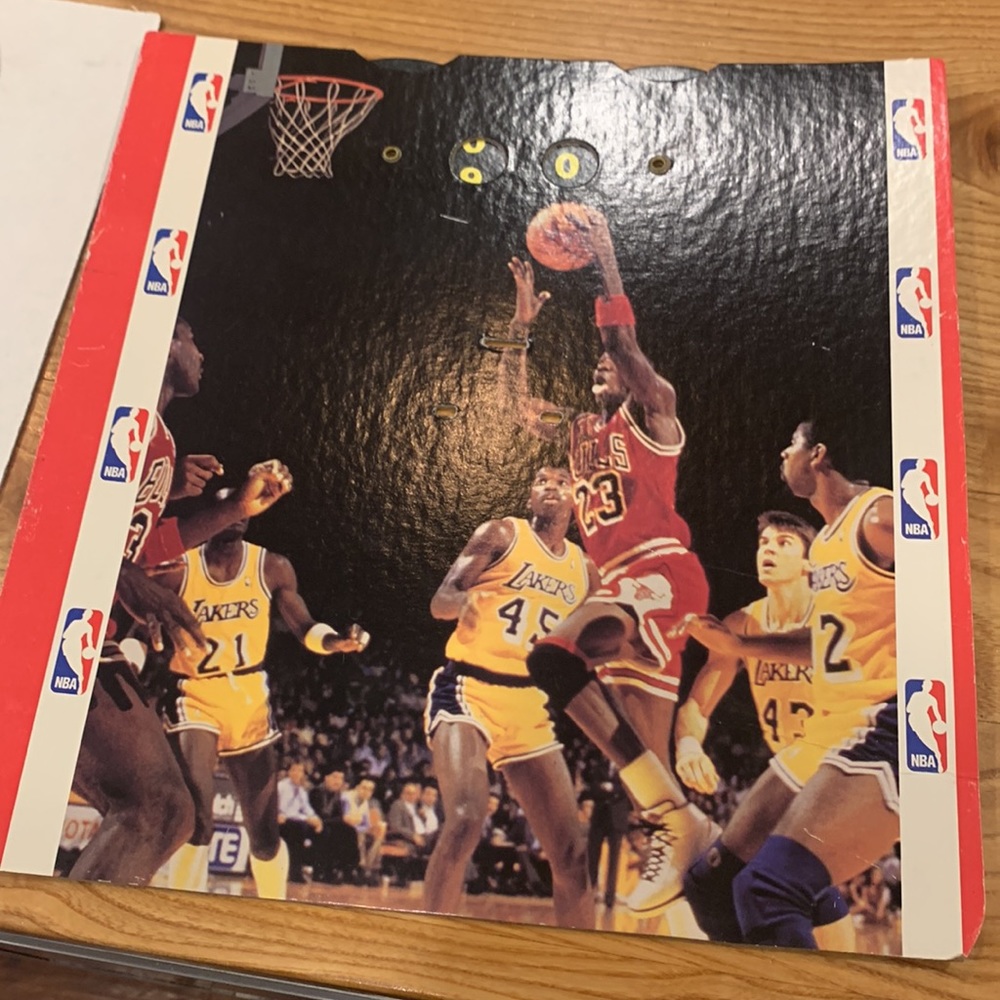 1988 NBA Miniature Basketball GAME - 1988 - Cadaco - Great Condition - Picture 10 of 14